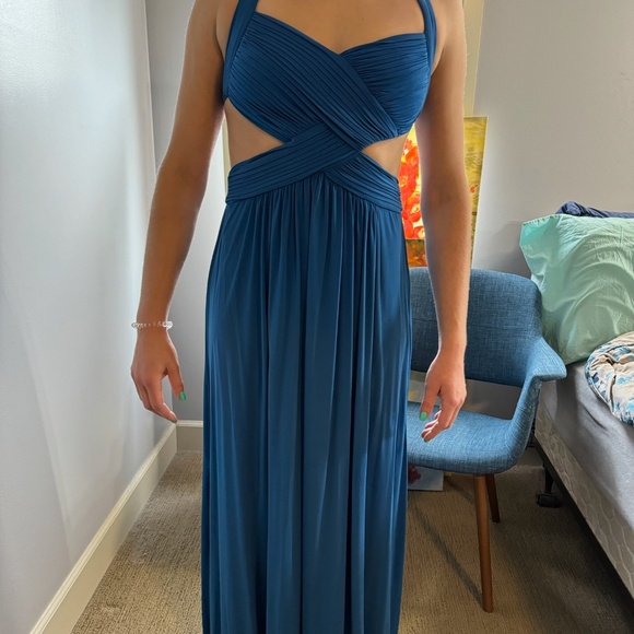 BCBG Maxazria Prom Dress - Picture 2 of 7